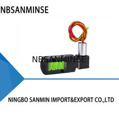 Válvula de solenoide neumática de placas de bobina pequeñas Control eléctrico único CT4 NBR PUR sellado