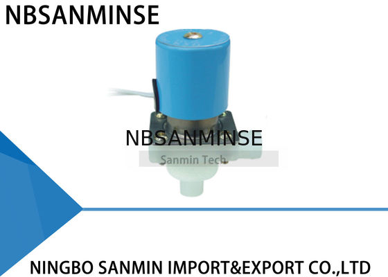 Manera normalmente cerrada magnética plástica 2 de la válvula electromagnética del dispensador del agua de la serie de SMLC