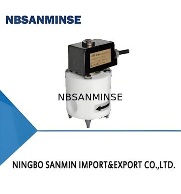 Válvula electromagnética de politetrafluoroetileno (PTFE) con resistencia a la temperatura máx. de +120℃, presión de trabajo de 0.01～0.6 MPa y resistencia a la compresión de 1.2 MPa